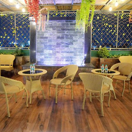 Hotel Haris Mg Road Gurugram Гургаон Экстерьер фото