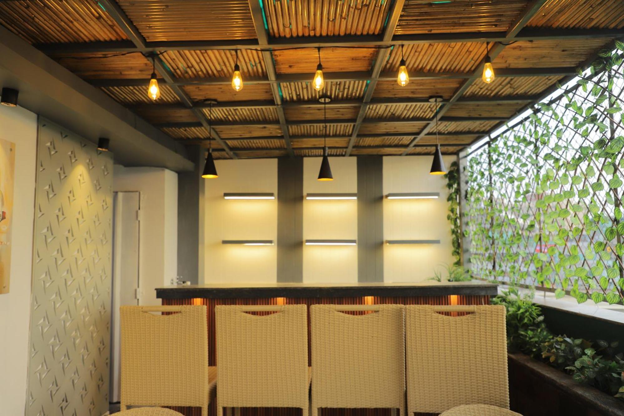 Hotel Haris Mg Road Gurugram Гургаон Экстерьер фото