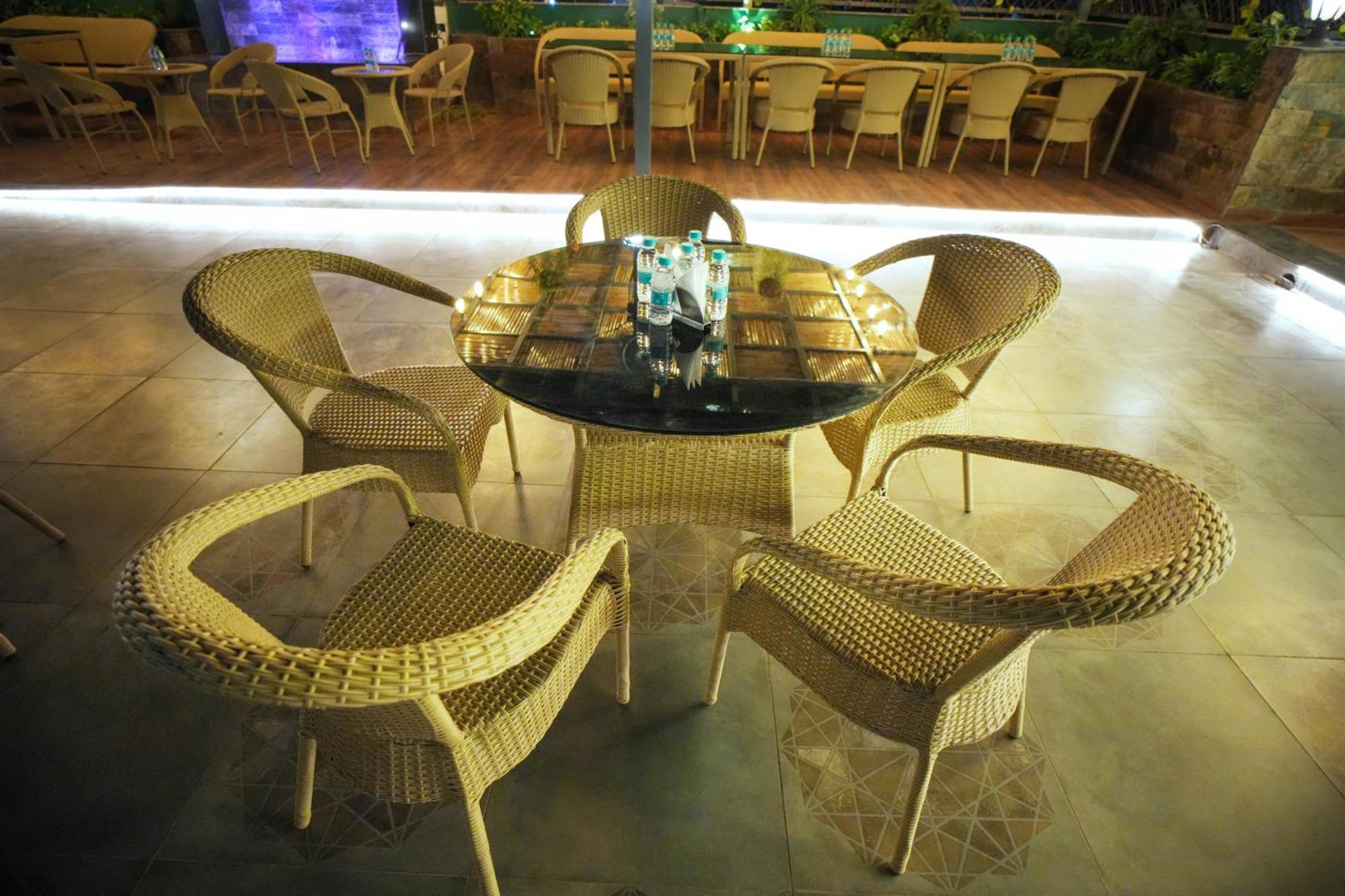 Hotel Haris Mg Road Gurugram Гургаон Экстерьер фото