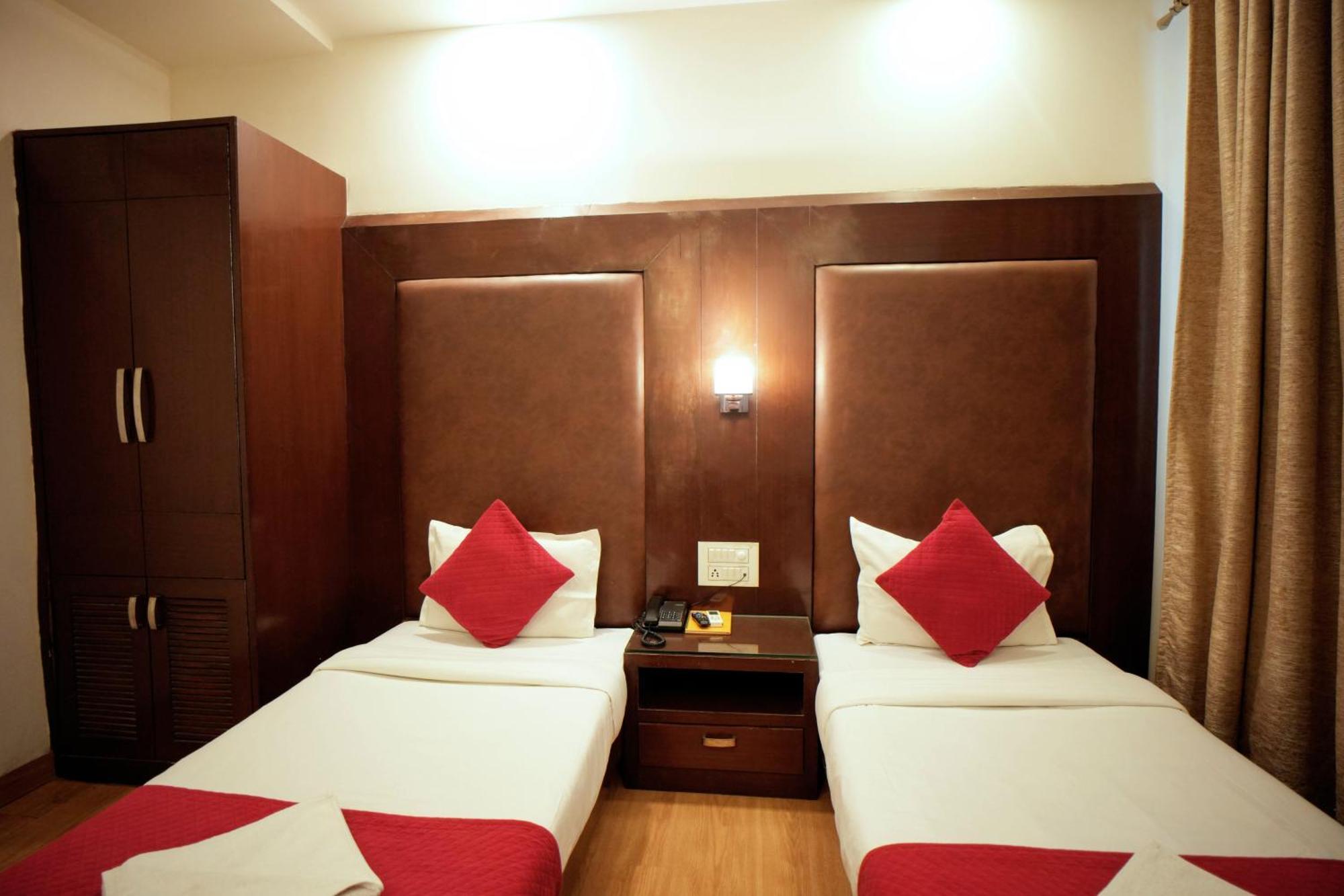 Hotel Haris Mg Road Gurugram Гургаон Экстерьер фото